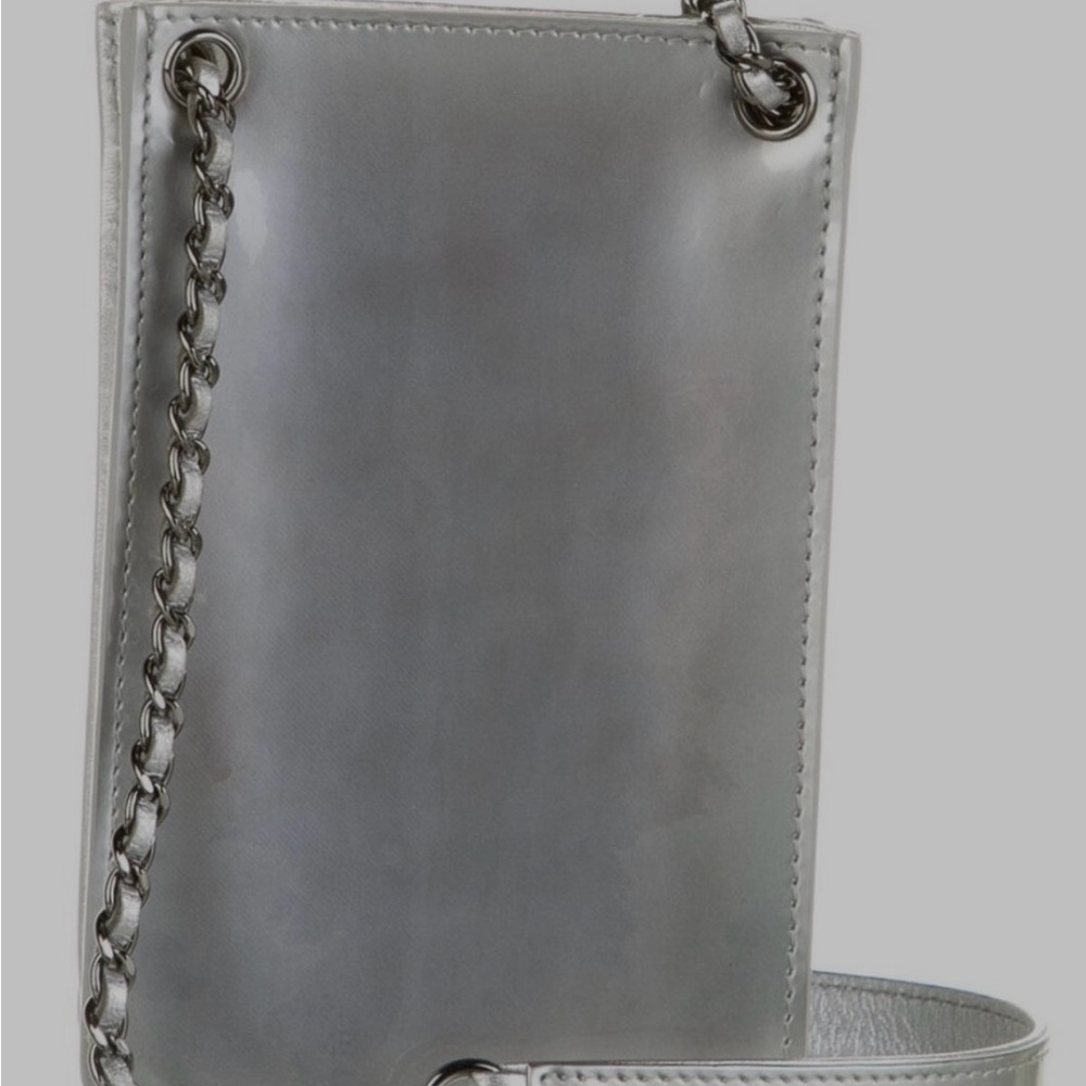 Chanel CC Crossbody Phone Holder - Authentic - Picture 5 of 6